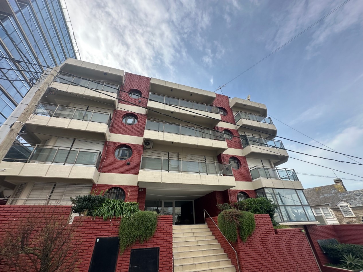 VENDEMOS DPTO 2amb en PLAYA CHICA a metros del mar