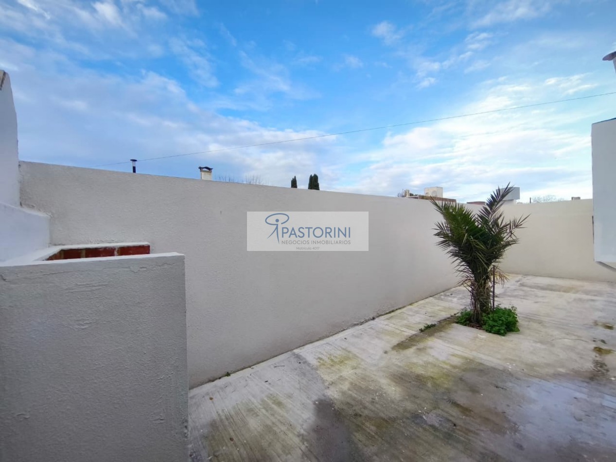 VENDEMOS CASA CON PARQUE en PARQUE LURO