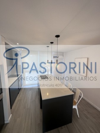 ALQUILAMOS MODERNO SEMIPISO a EQUIPADO de 2amb en Plaza Mitre 