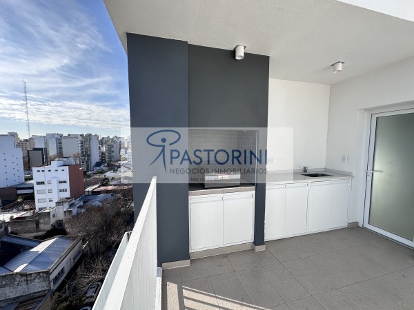 ALQUILAMOS SEMIPISO a ESTRENAR de 2amb en Plaza Mitre con Cochera +Terraza Privada y Baulera