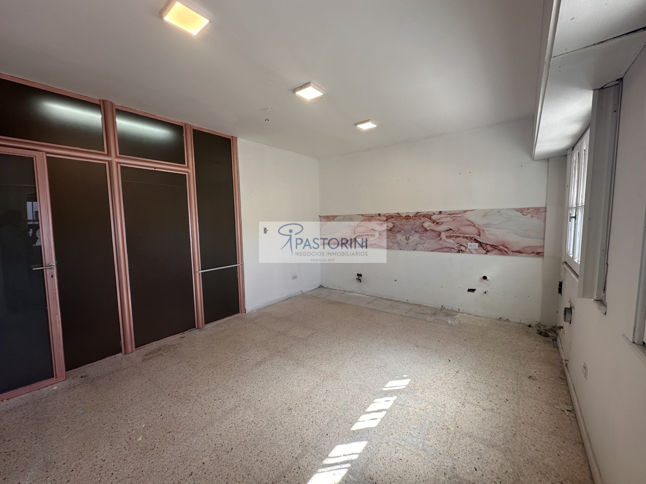 ALQUILAMOS CENTRO CONSULTORIOS/OFICINAS en Chauvin