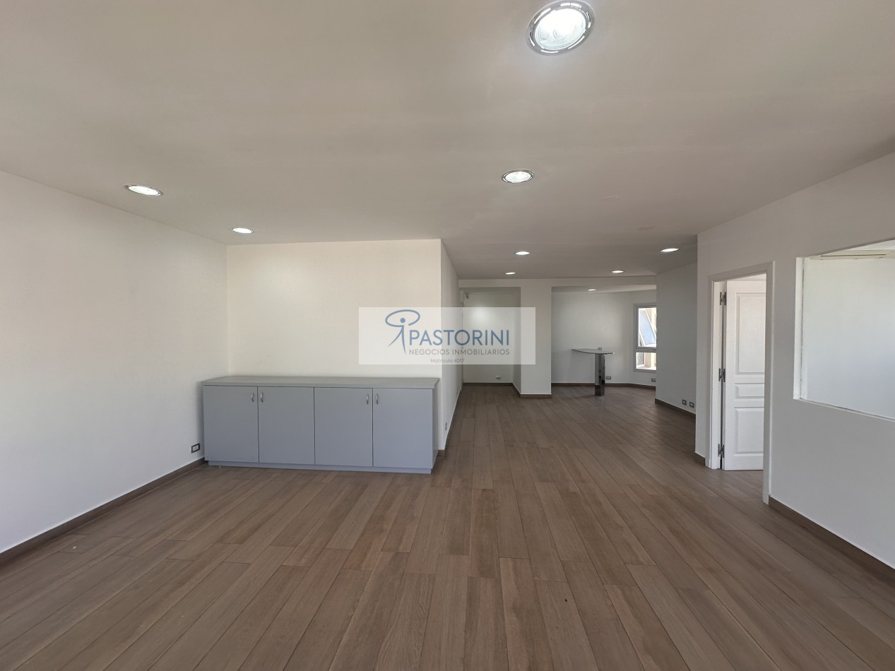 ALQUILAMOS  hermosa OFICINA zona GUEMES