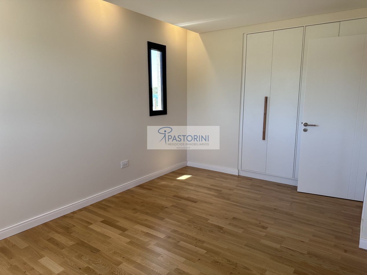 UNICA y CONFORTABLE CASA en VENTA a ESTRENAR en DEVELOPER PARK