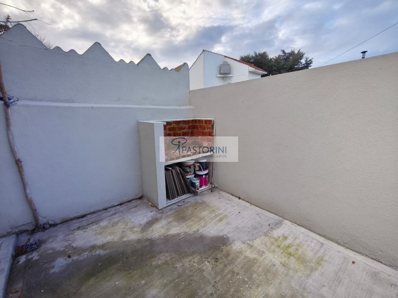 VENDEMOS CASA CON PARQUE en PARQUE LURO