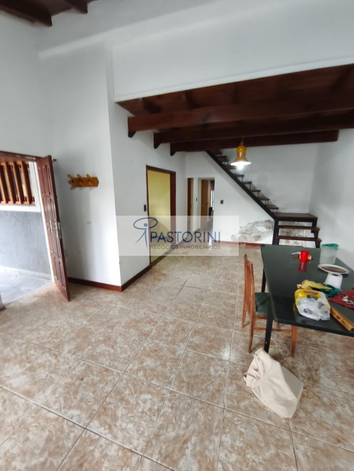 Vendemos Chalet con parque  cerca de Constitucion