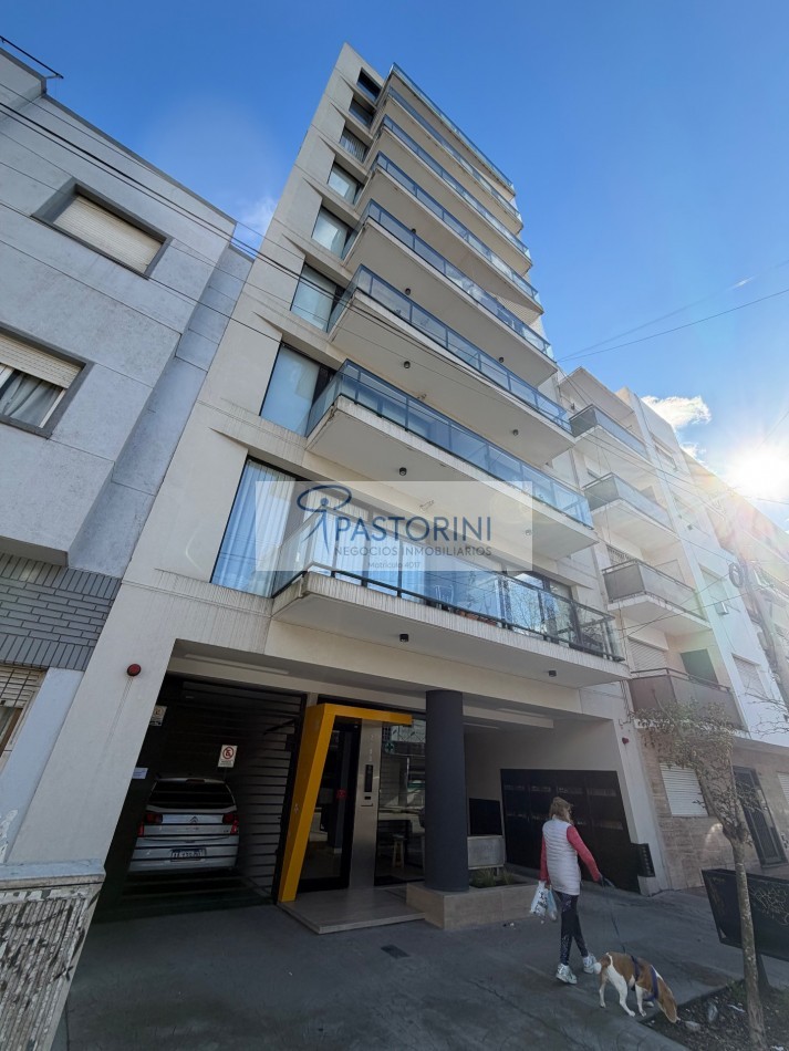 Vendemos completo depto en Plaza Mitre