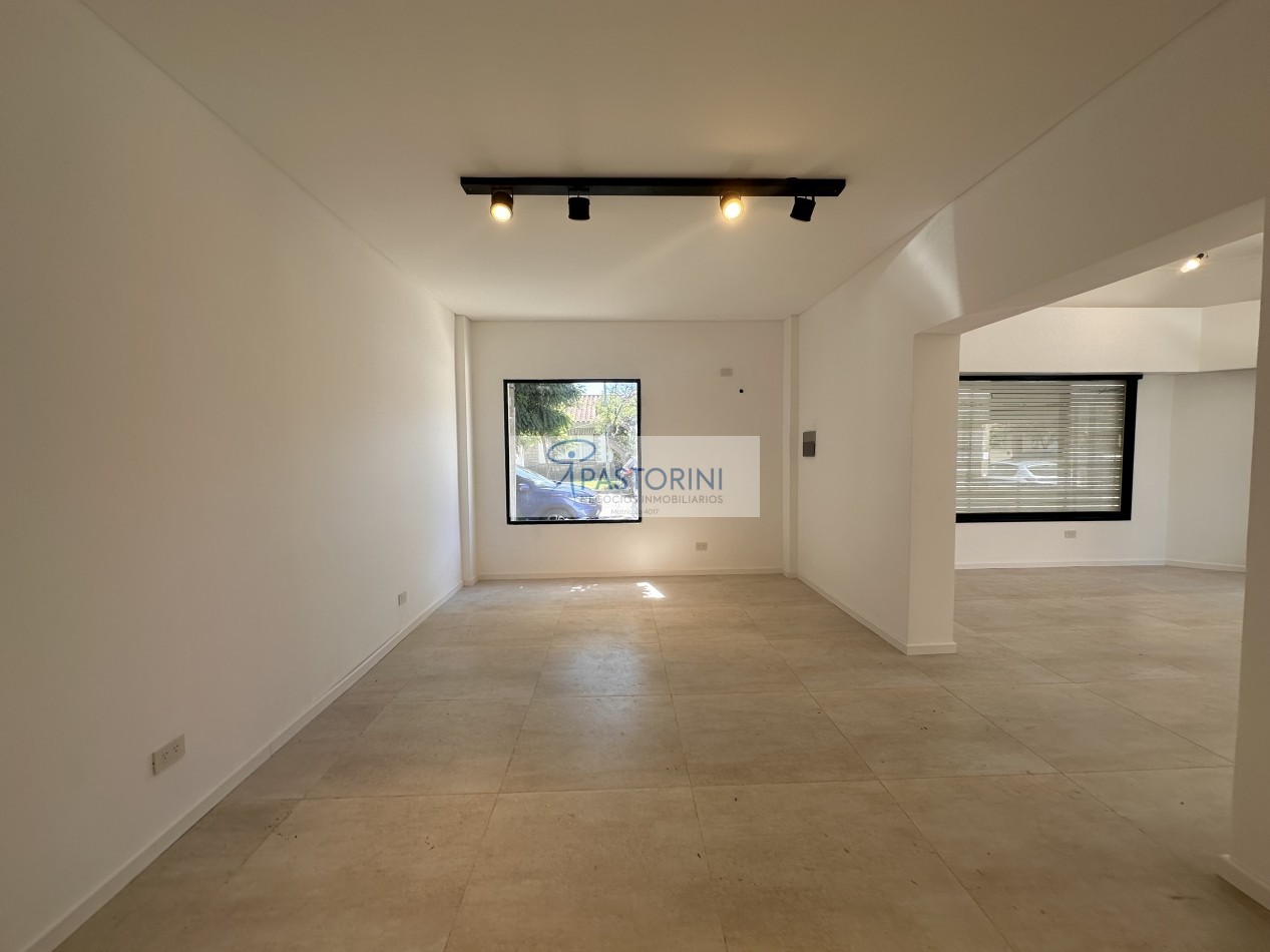 ALQUILAMOS excelente ESQUINA a metros HPC