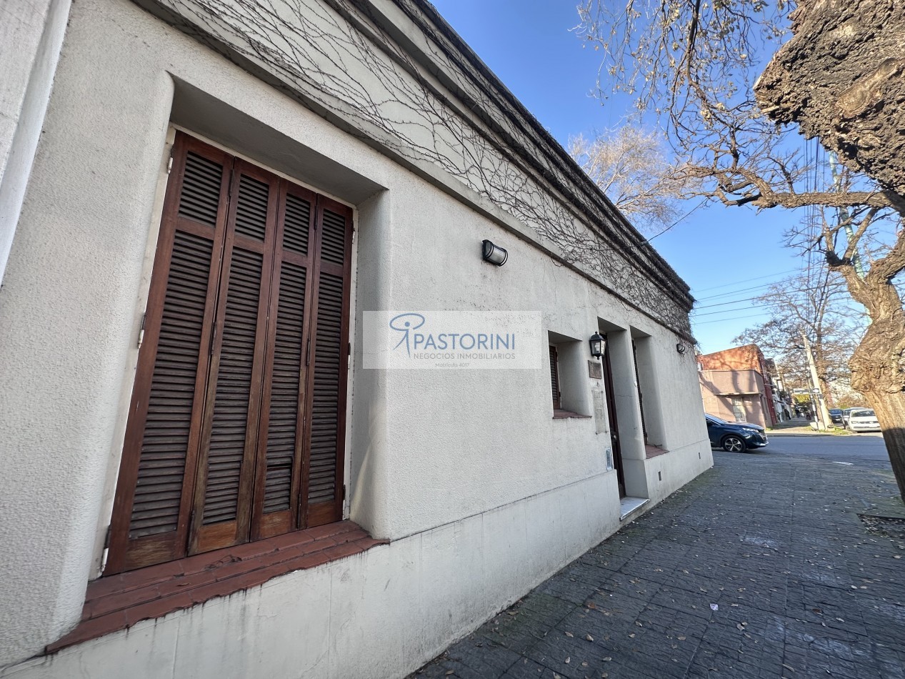 Alquilamos ideal centro de oficinas y/o consultorios