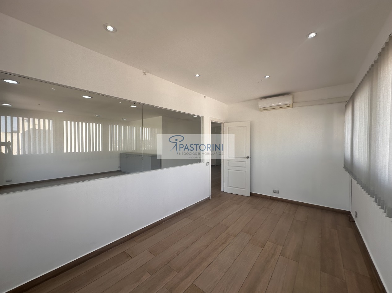 ALQUILAMOS  hermosa OFICINA zona GUEMES