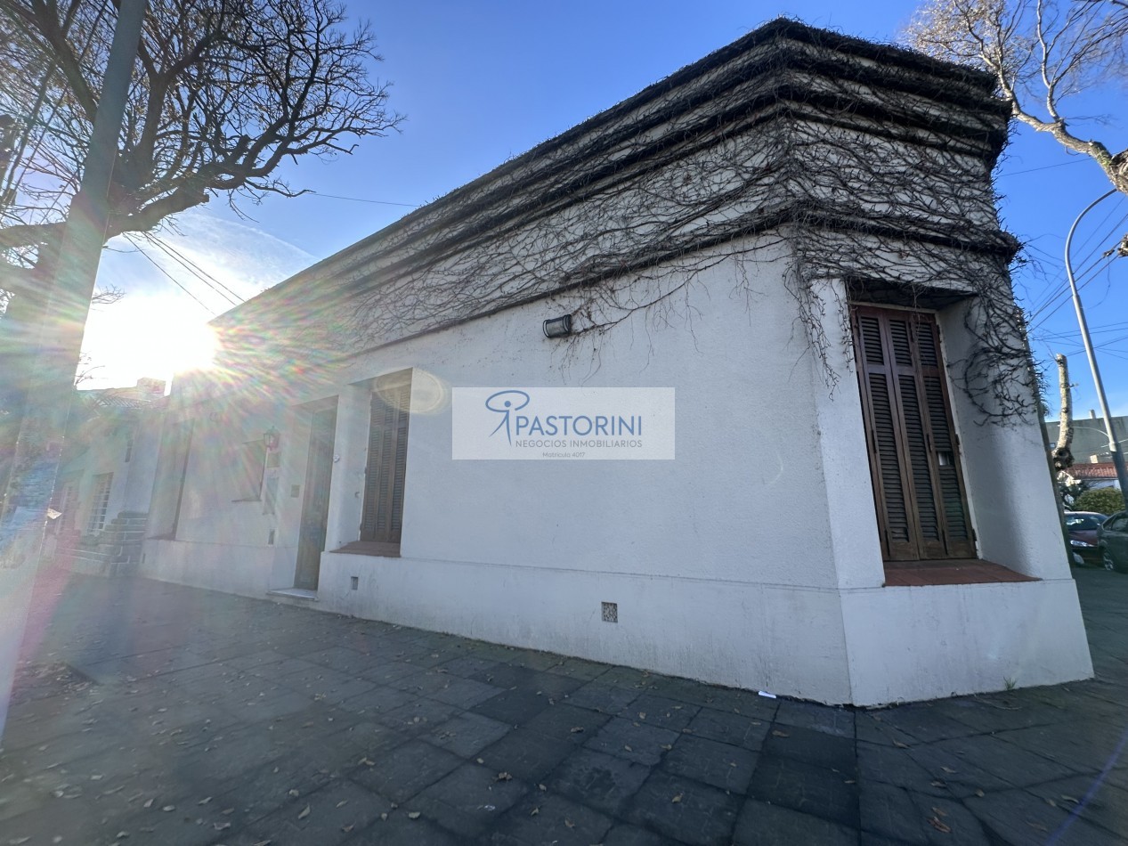 Alquilamos ideal centro de oficinas y/o consultorios