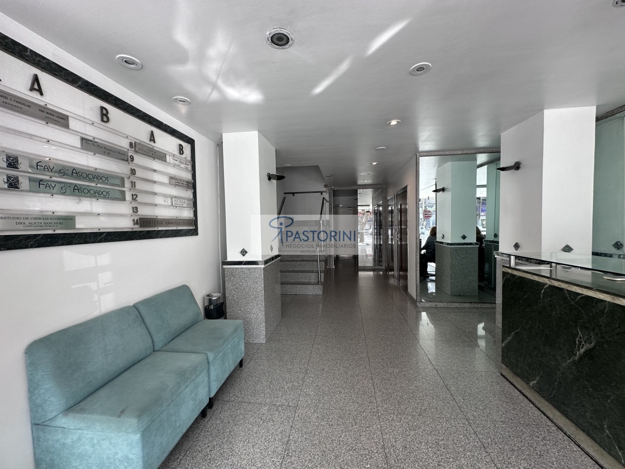 VENDEMOS OFICINA en EDIFICIO KENNEBEC