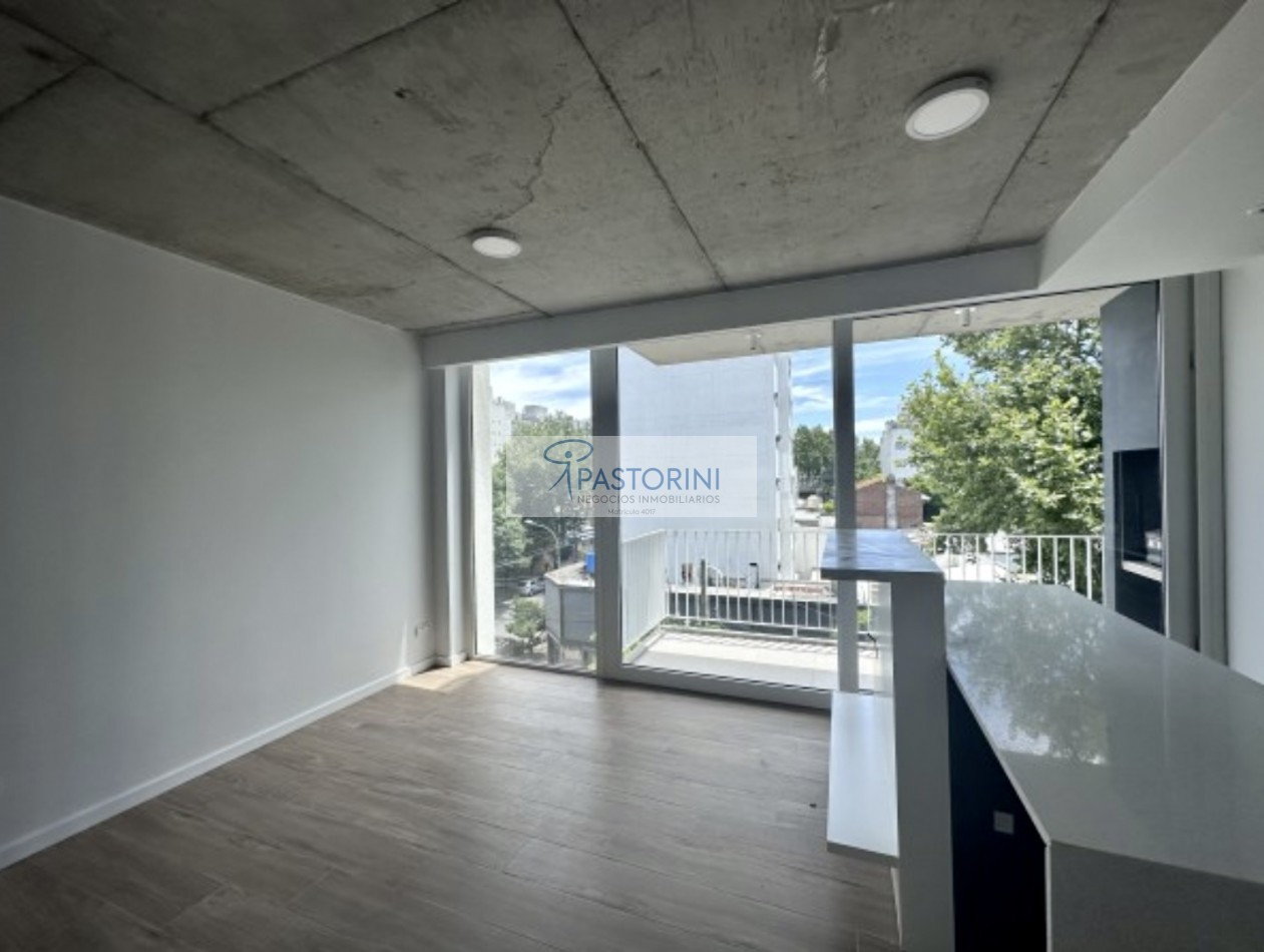 ALQUILAMOS MODERNO SEMIPISO de 2amb  con COCH en Plaza Mitre 