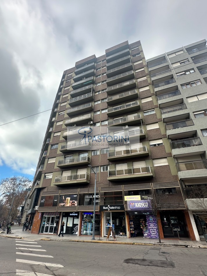 ALQUILAMOS DPTO 3amb frente Shopping Los Gallegos