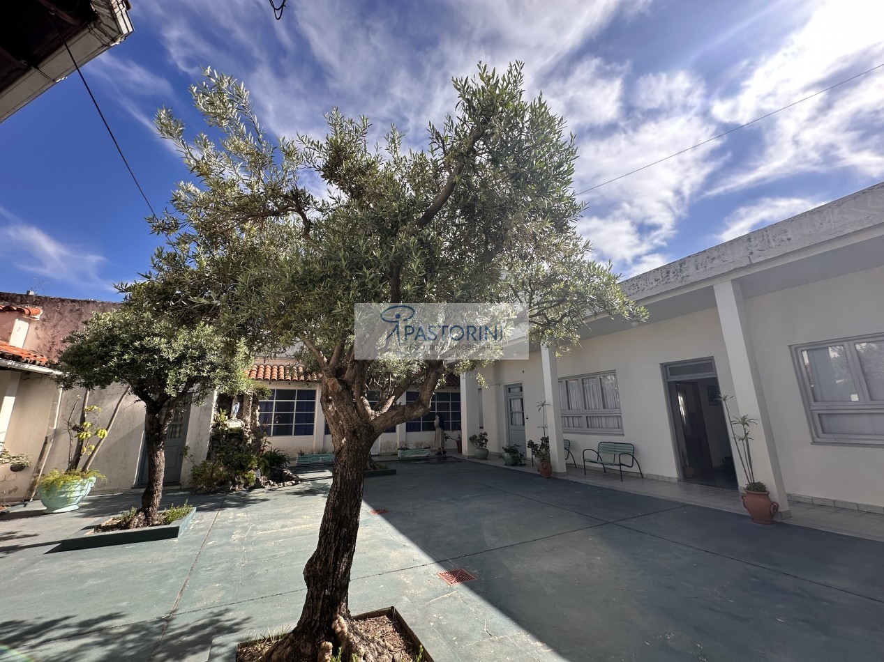 ALQUILAMOS Complejo educacional en VICENTE LOPEZ