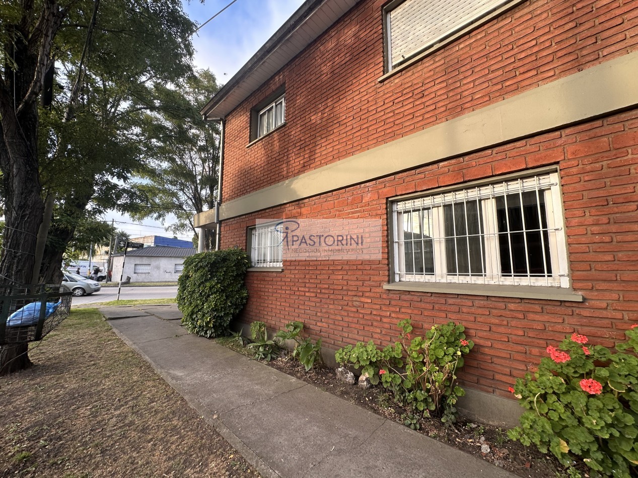 ALQUILAMOS PH 2amb a la calle