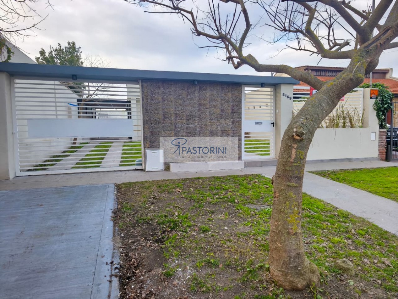 VENDEMOS CASA CON PARQUE en PARQUE LURO