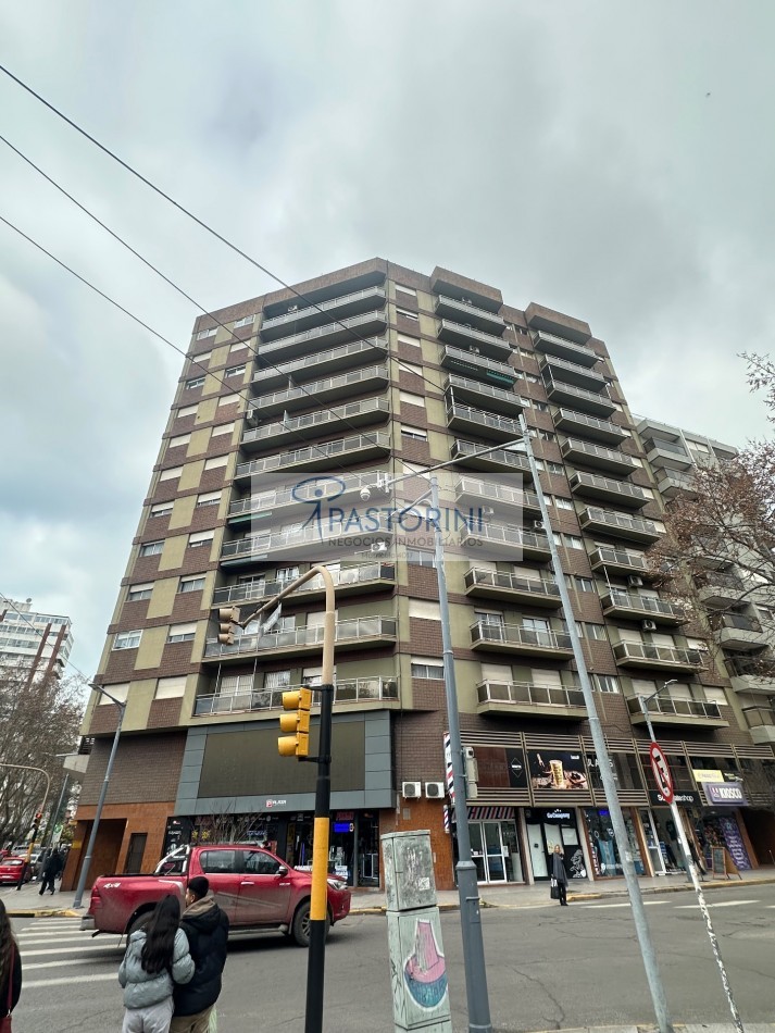 ALQUILAMOS DPTO 3amb frente Shopping Los Gallegos