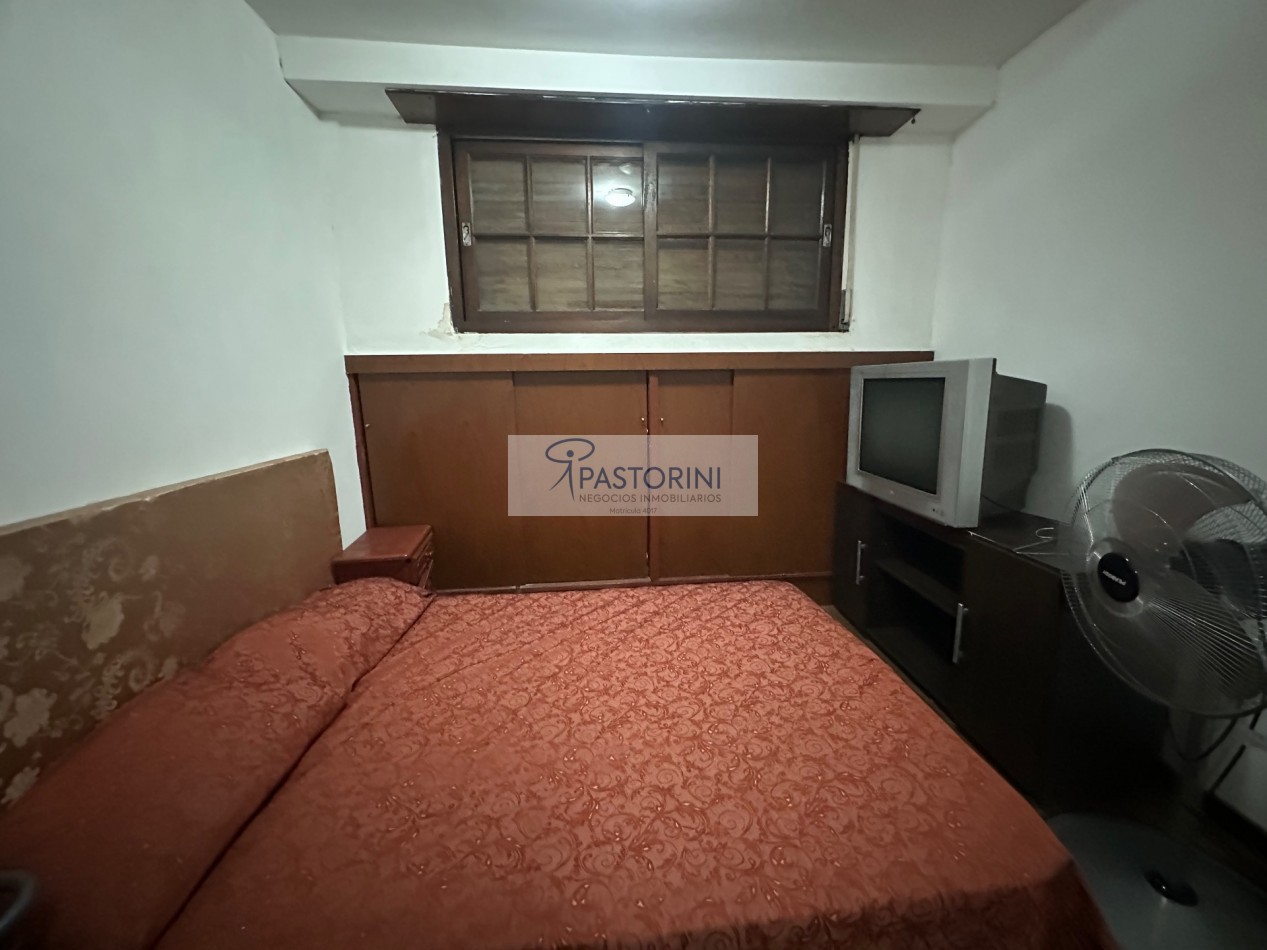 EN VENTA CHALET en Barrio Las Avenidas