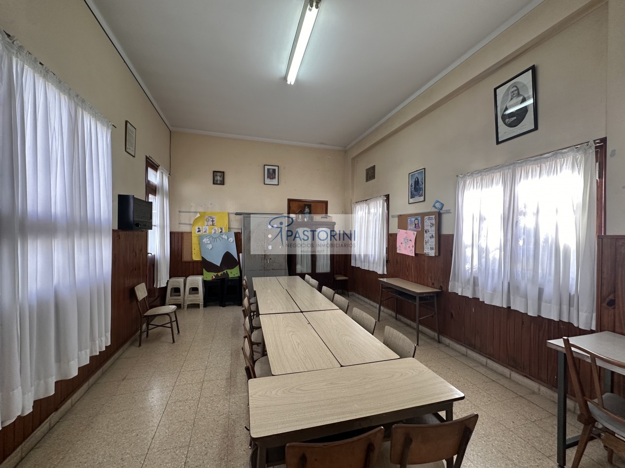 ALQUILAMOS Complejo educacional en VICENTE LOPEZ