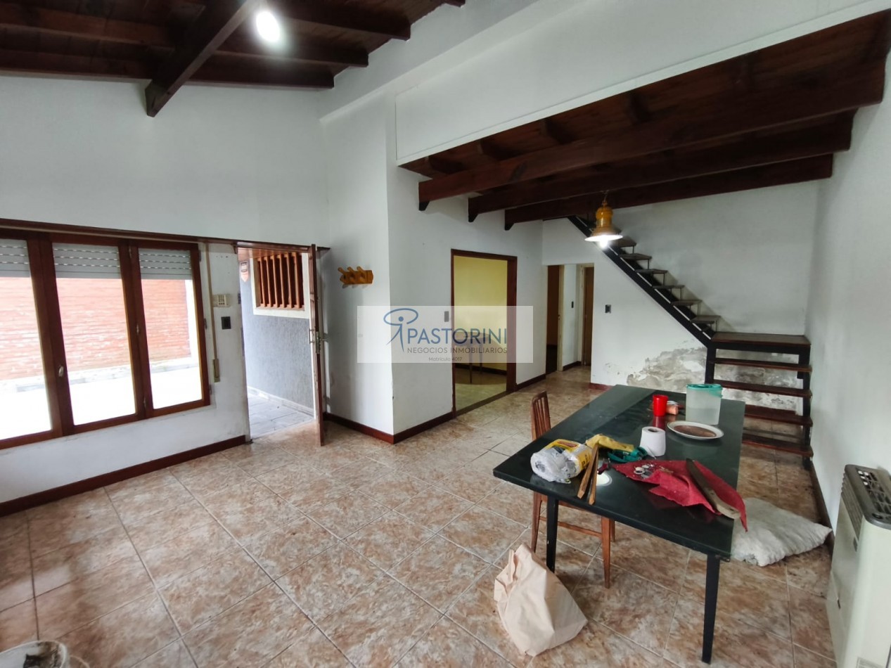 Vendemos Chalet con parque  cerca de Constitucion