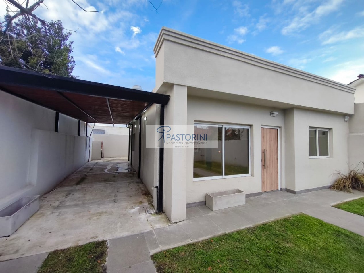 VENDEMOS CASA CON PARQUE en PARQUE LURO