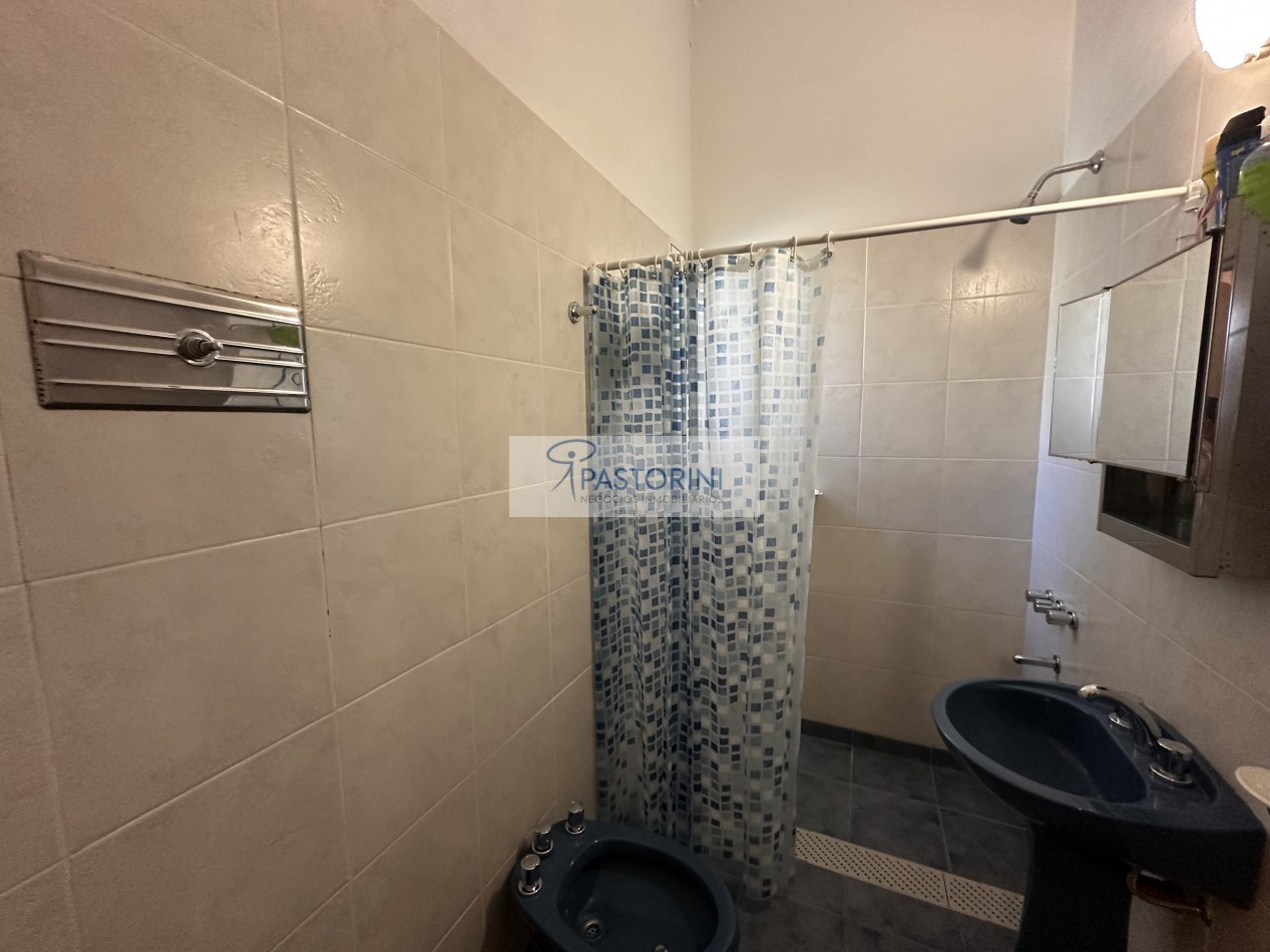 ALQUILAMOS Complejo educacional en VICENTE LOPEZ