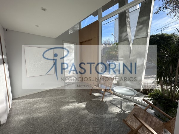 ALQUILAMOS MODERNO SEMIPISO de 2amb  con COCH en Plaza Mitre 