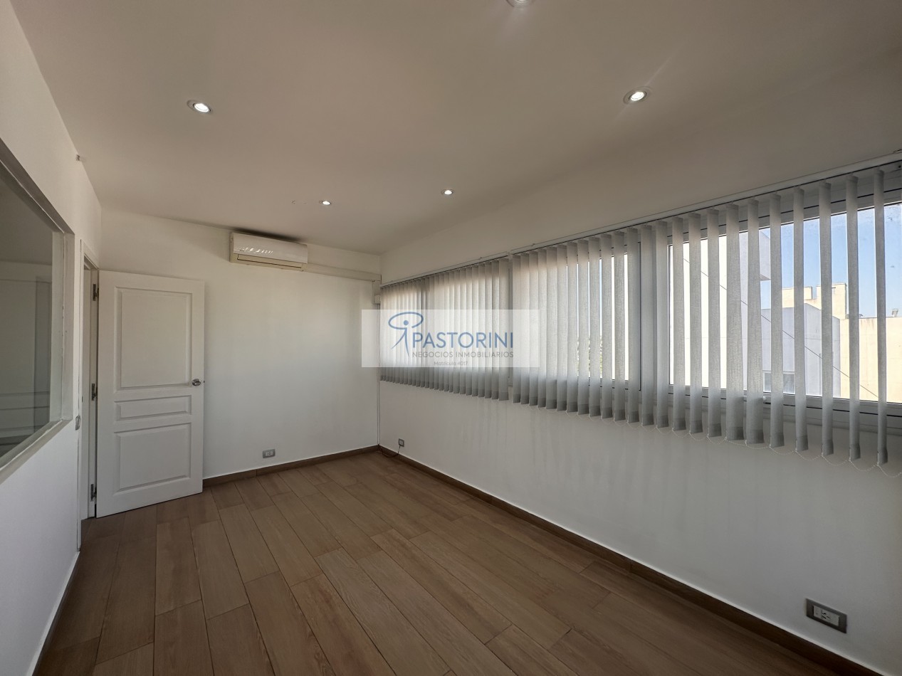 ALQUILAMOS  hermosa OFICINA zona GUEMES