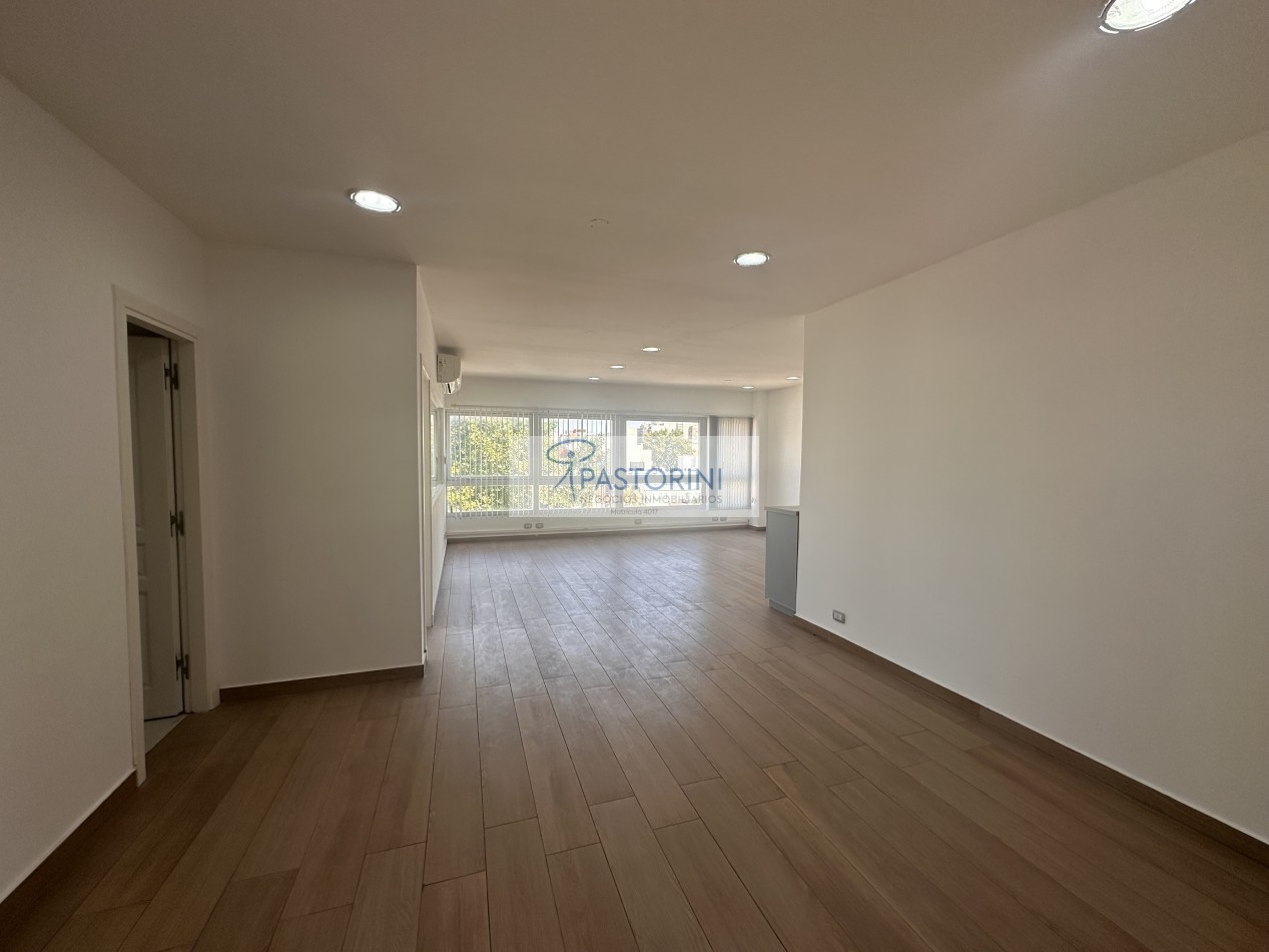 ALQUILAMOS  hermosa OFICINA zona GUEMES