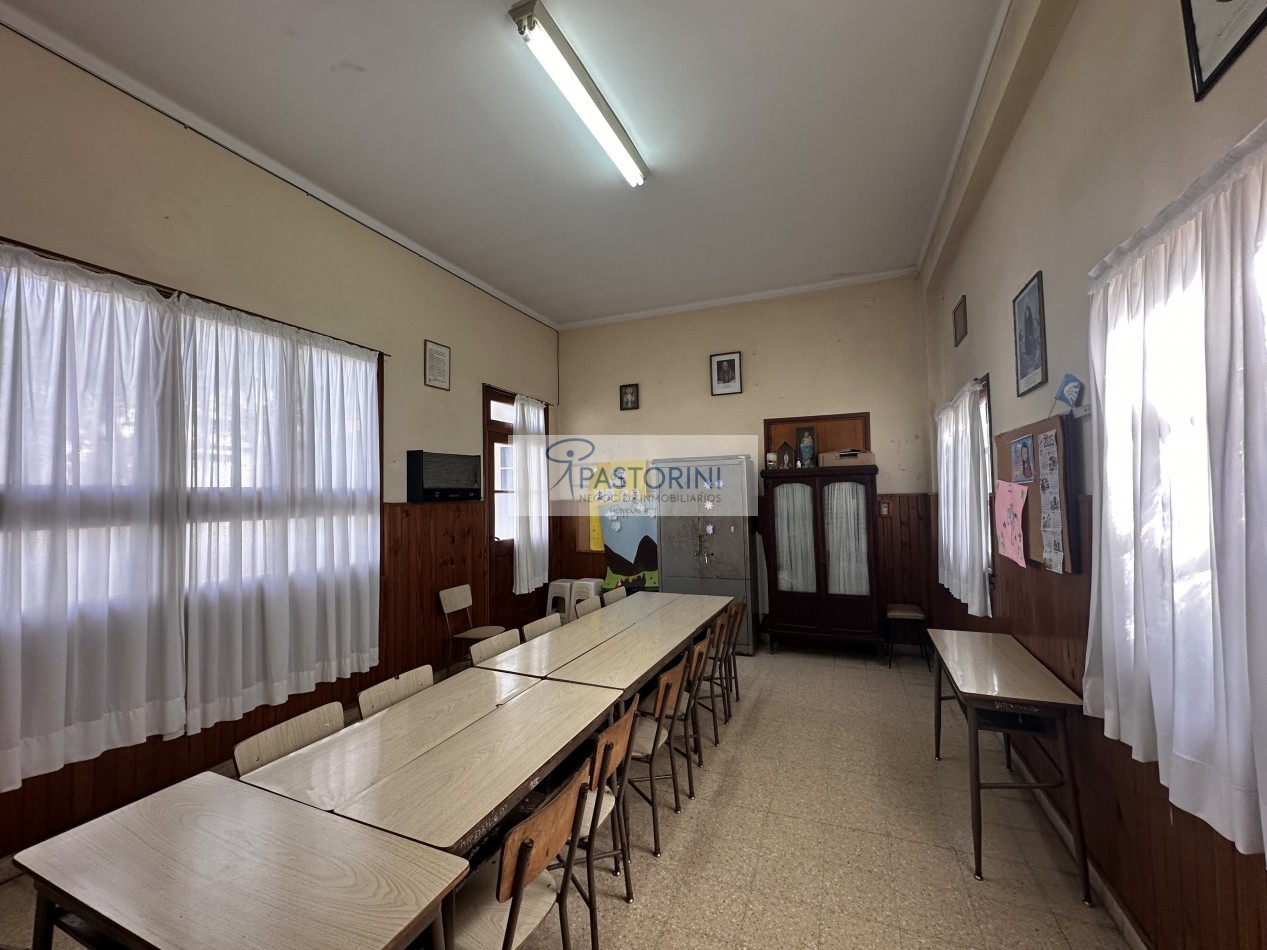 ALQUILAMOS Complejo educacional en VICENTE LOPEZ