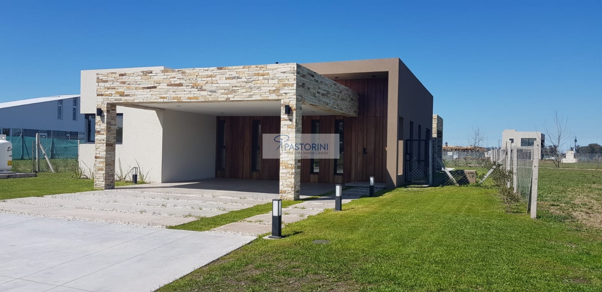 UNICA y CONFORTABLE CASA en VENTA a ESTRENAR en DEVELOPER PARK