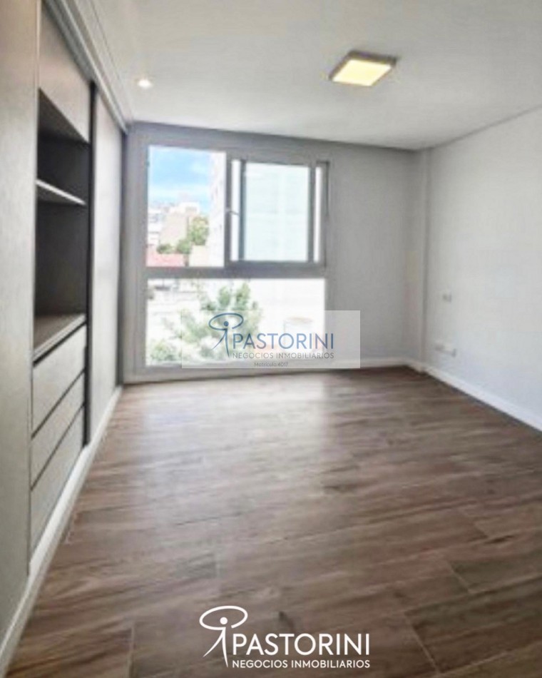 ALQUILAMOS MODERNO SEMIPISO de 2amb  con COCH en Plaza Mitre 