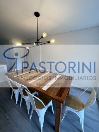 ALQUILAMOS MODERNO SEMIPISO de 2amb  con COCH en Plaza Mitre 