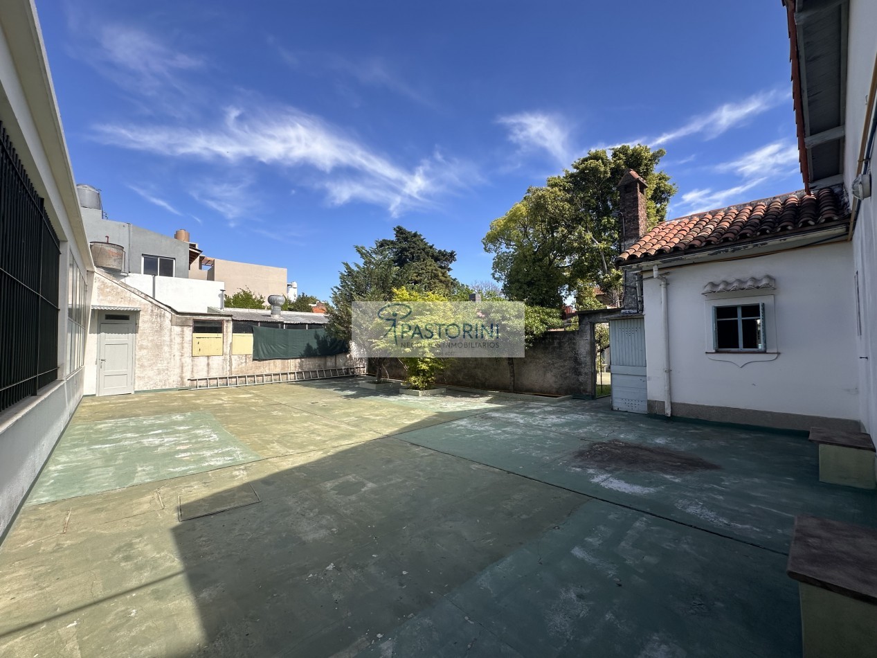 ALQUILAMOS Complejo educacional en VICENTE LOPEZ