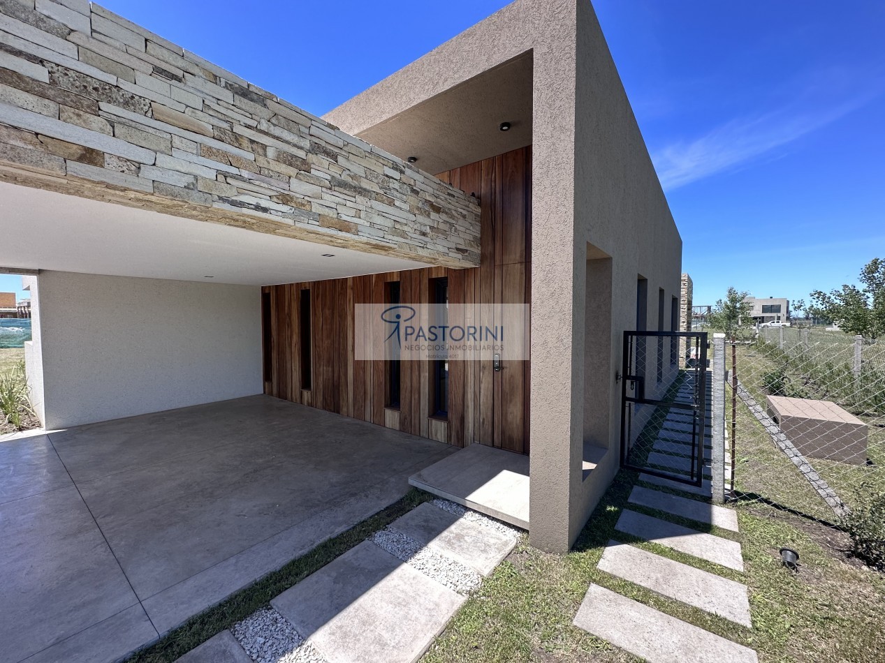 UNICA y CONFORTABLE CASA en VENTA a ESTRENAR en DEVELOPER PARK