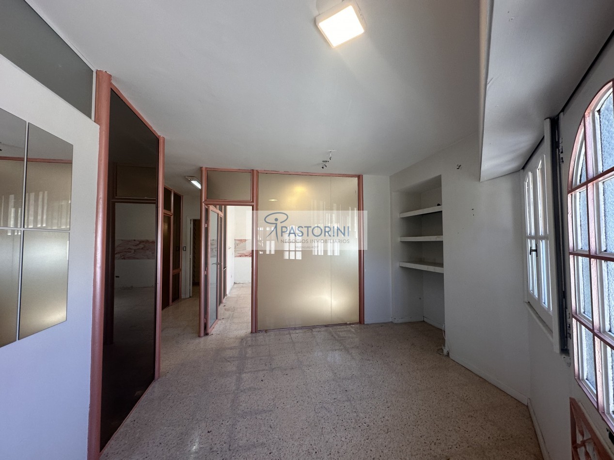 ALQUILAMOS CENTRO CONSULTORIOS/OFICINAS en Chauvin