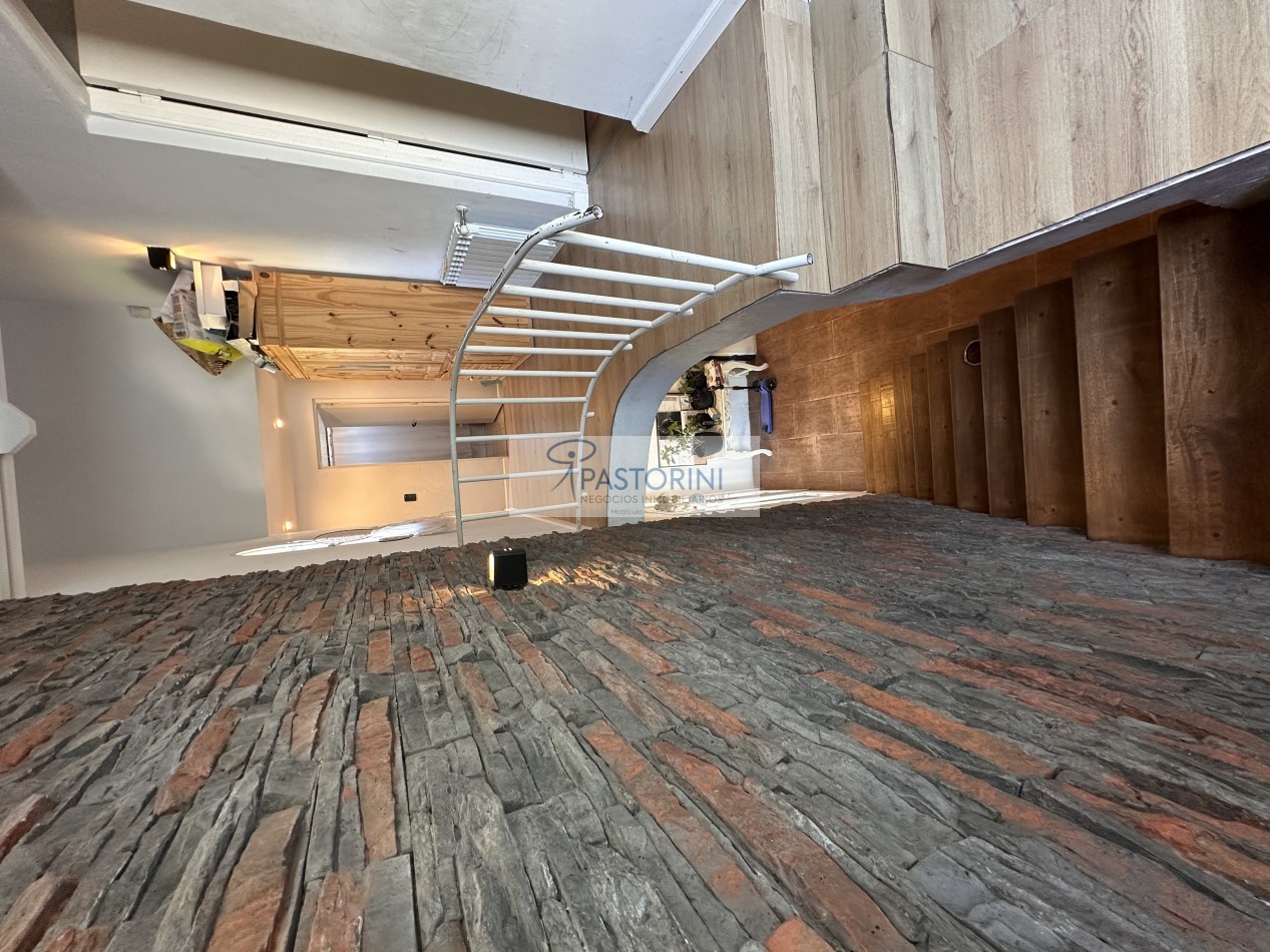 VENDEMOS CASA con Piscina 