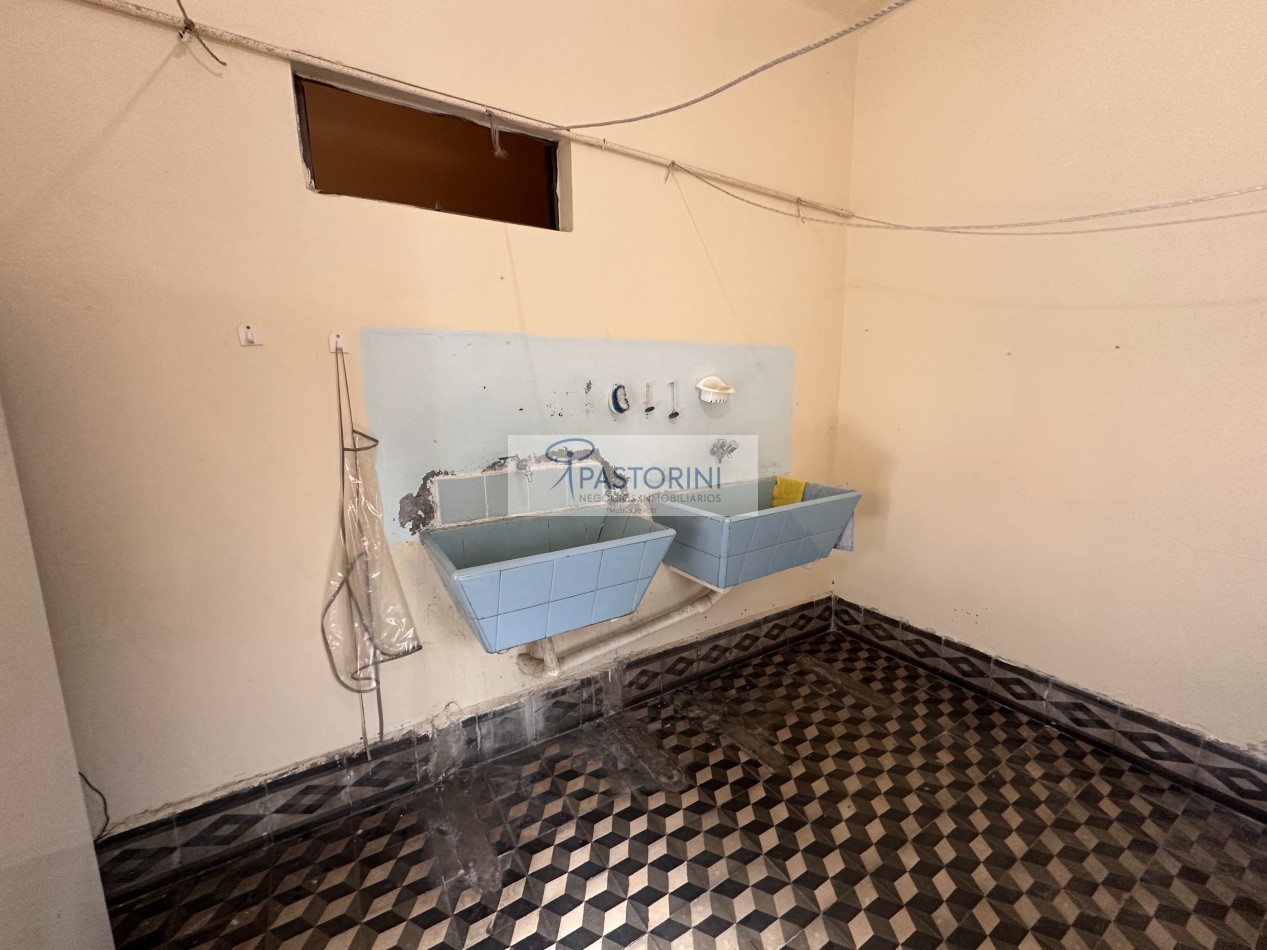 ALQUILAMOS Complejo educacional en VICENTE LOPEZ