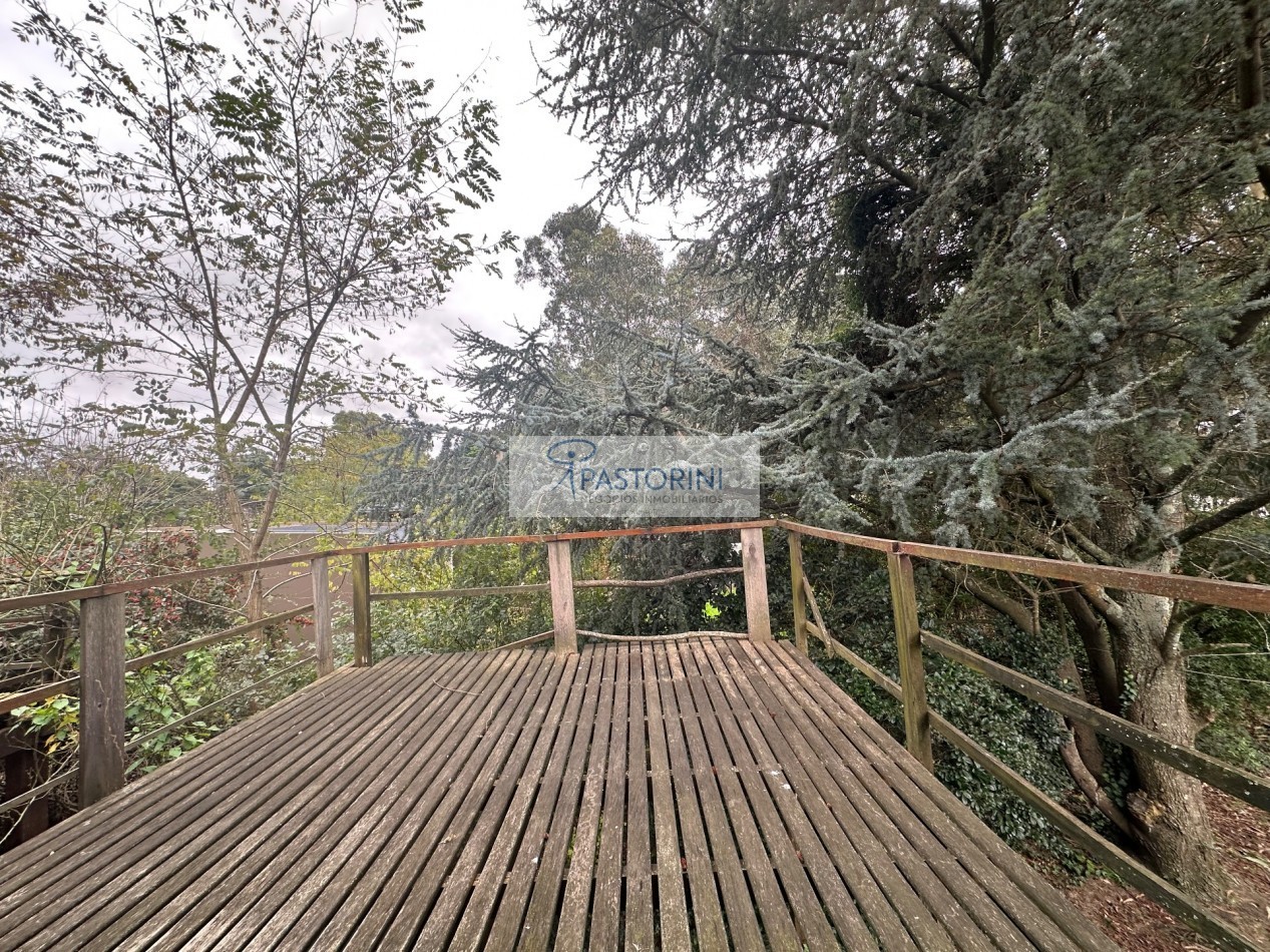 VENDEMOS CASA ALPINA con PARQUE en ACANTILADOS