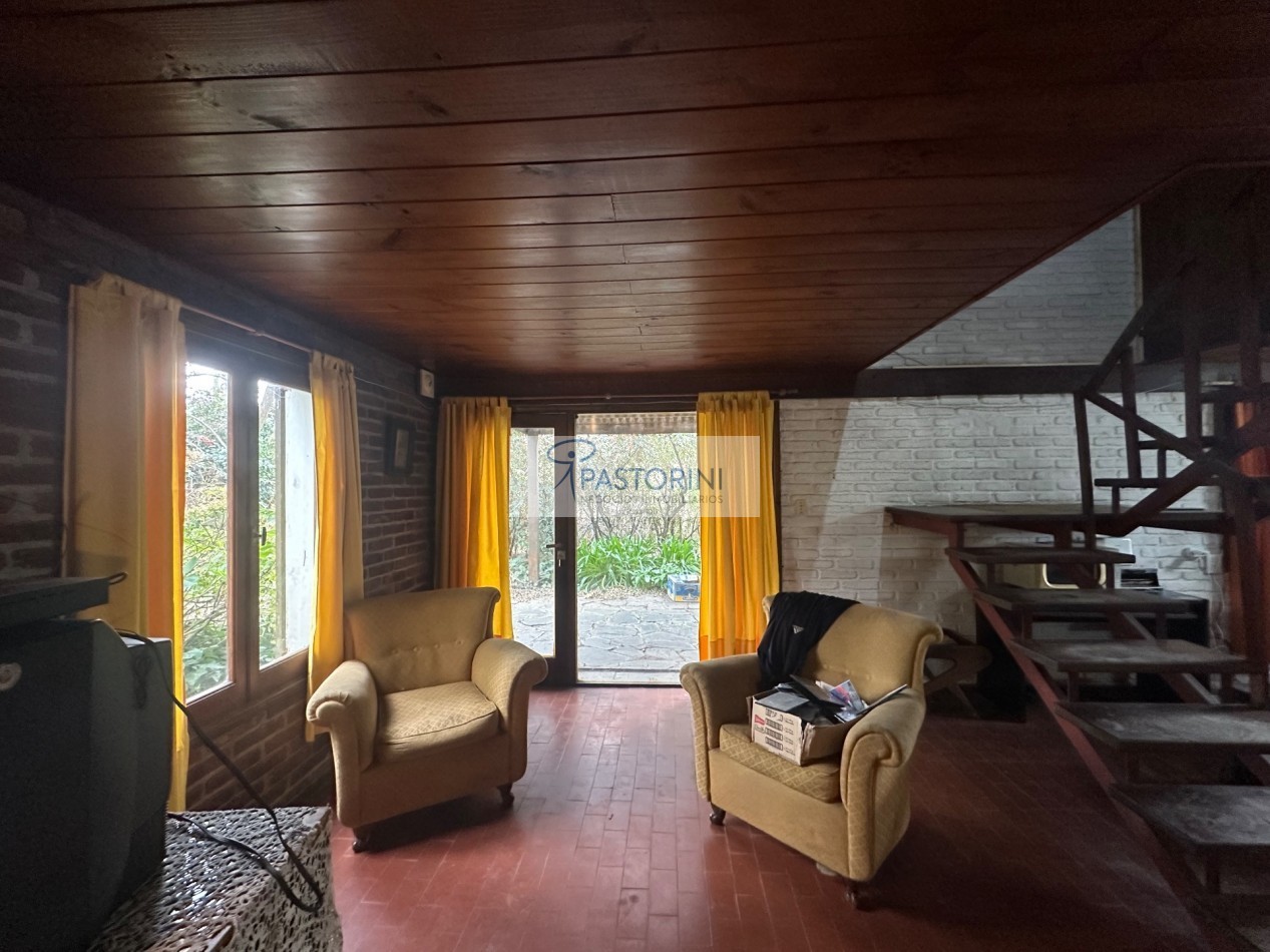 VENDEMOS CASA ALPINA con PARQUE en ACANTILADOS