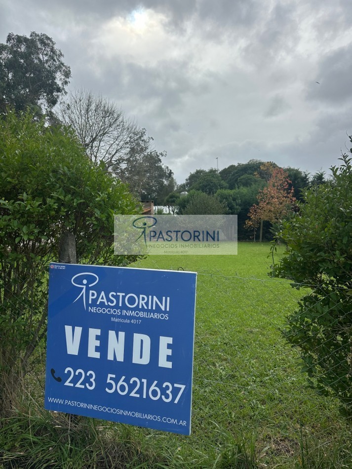 VENDEMOS CASA ALPINA con PARQUE en ACANTILADOS