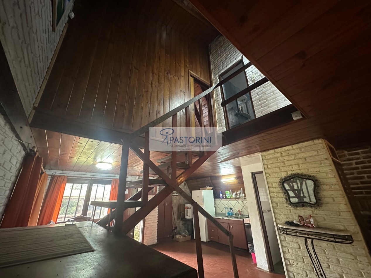 VENDEMOS CASA ALPINA con PARQUE en ACANTILADOS