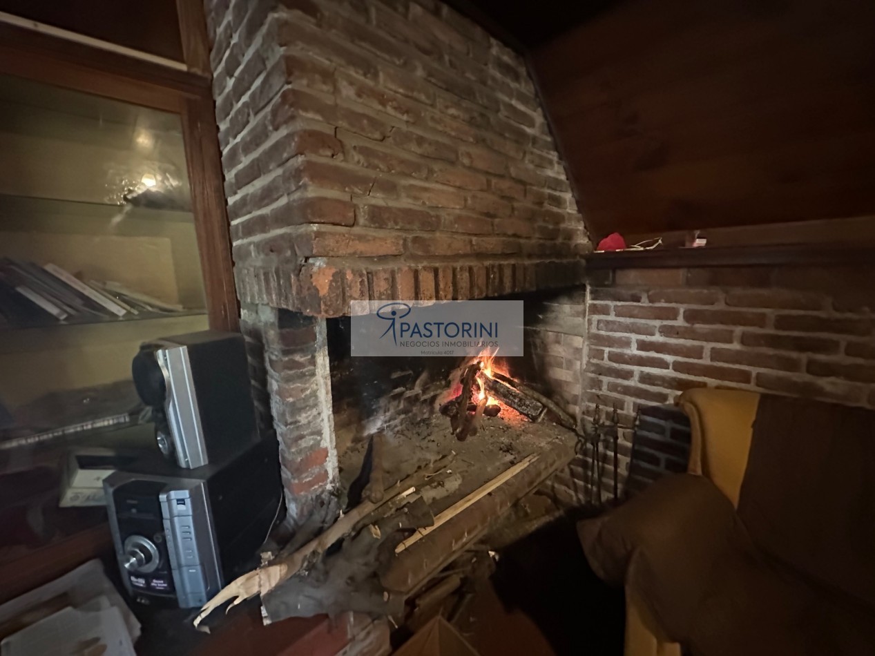 VENDEMOS CASA ALPINA con PARQUE en ACANTILADOS