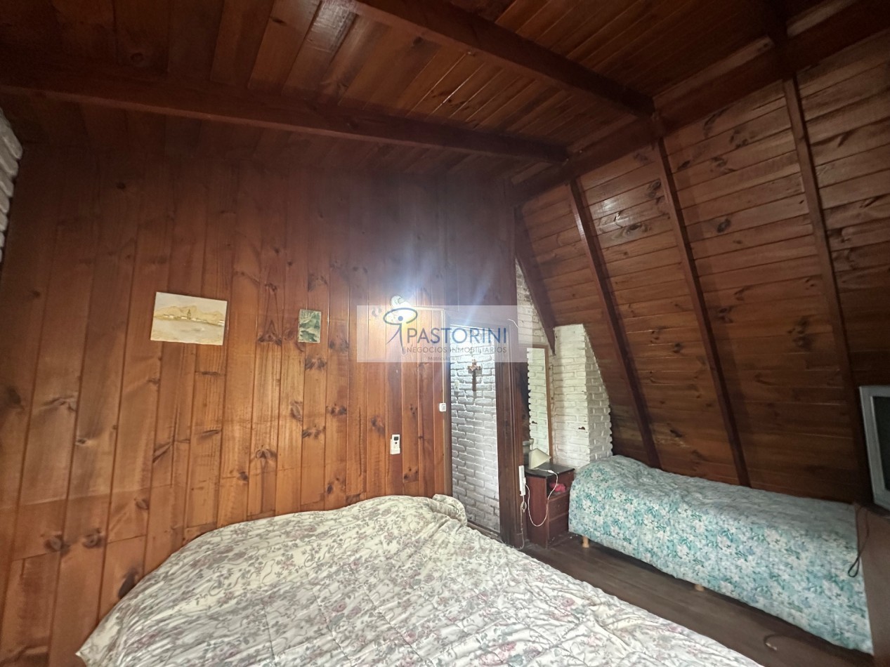 VENDEMOS CASA ALPINA con PARQUE en ACANTILADOS