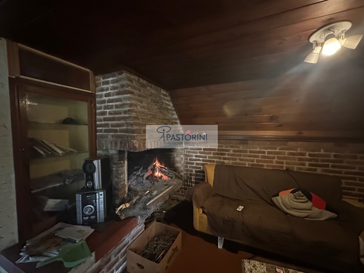 VENDEMOS CASA ALPINA con PARQUE en ACANTILADOS