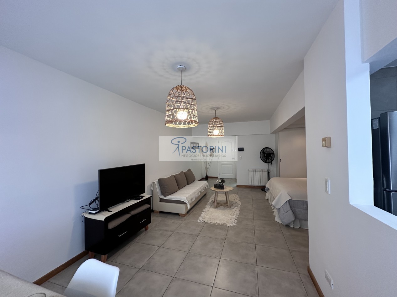 Vendemos impecable dpto con Coch zona Aldrey