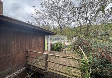 VENDEMOS CASA ALPINA con PARQUE en ACANTILADOS